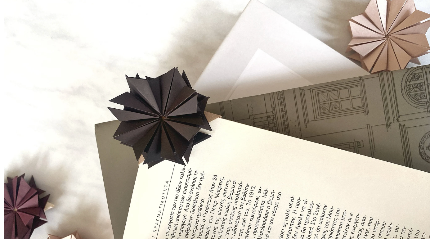 Origami bookmark